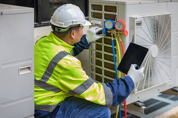 Professional Hvac technician working in Hamburg, NY